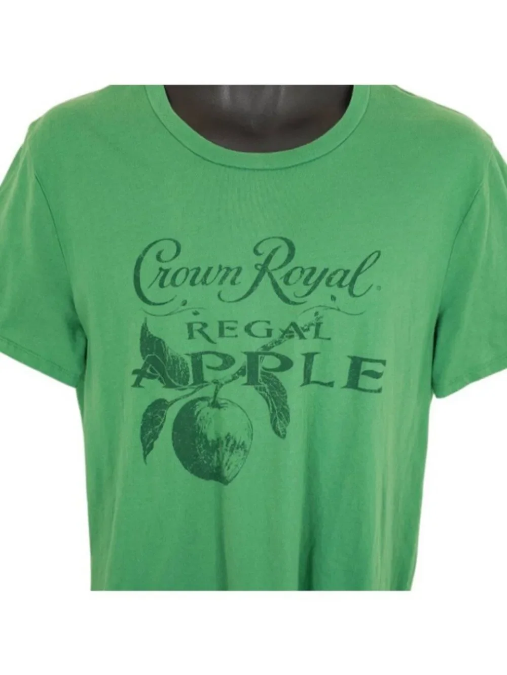 Crown Royal Regal Apple Whisky T Shirt Mens Size Large Green Liquor Promo Tee